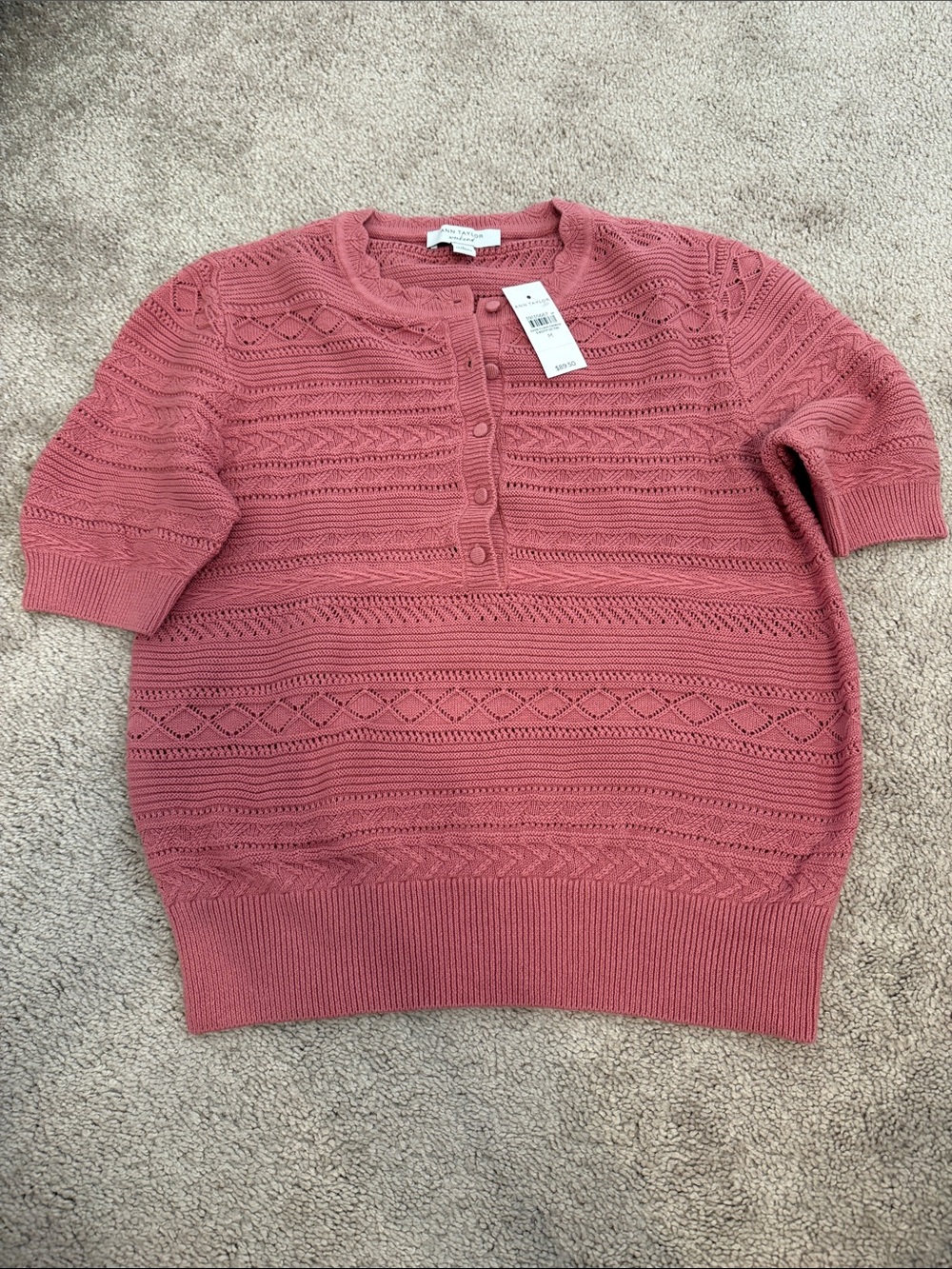 Ann Taylor Pullover Sweater in Dusty Rose
Size M